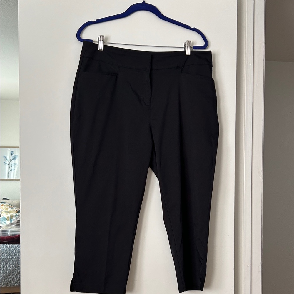 PGA Tour Black Capris